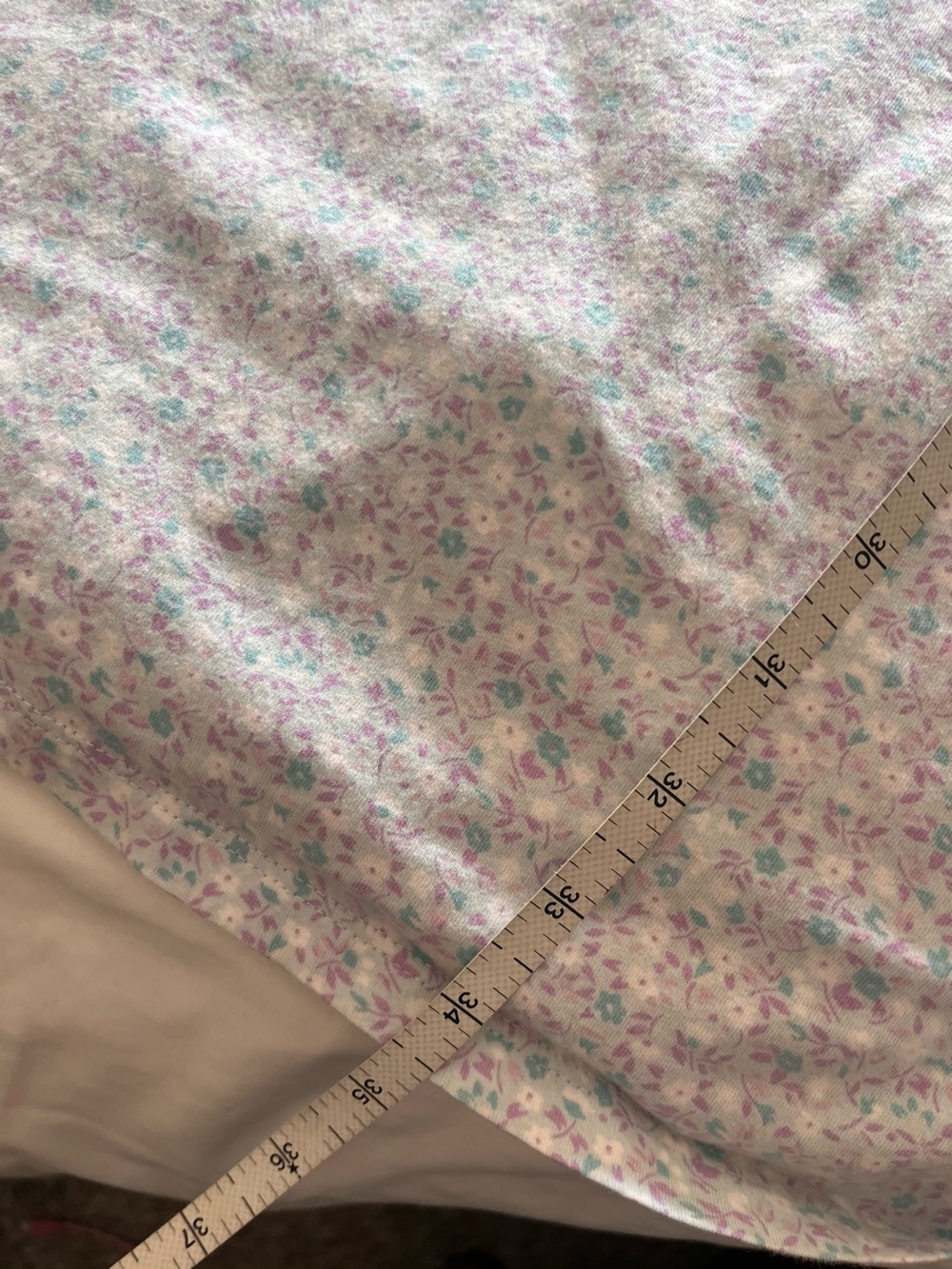 Eileen West Lilac Floral 100% Cotton Nightgown Lace Trim MEDIUM Cottage Prairie - Picture 7 of 8